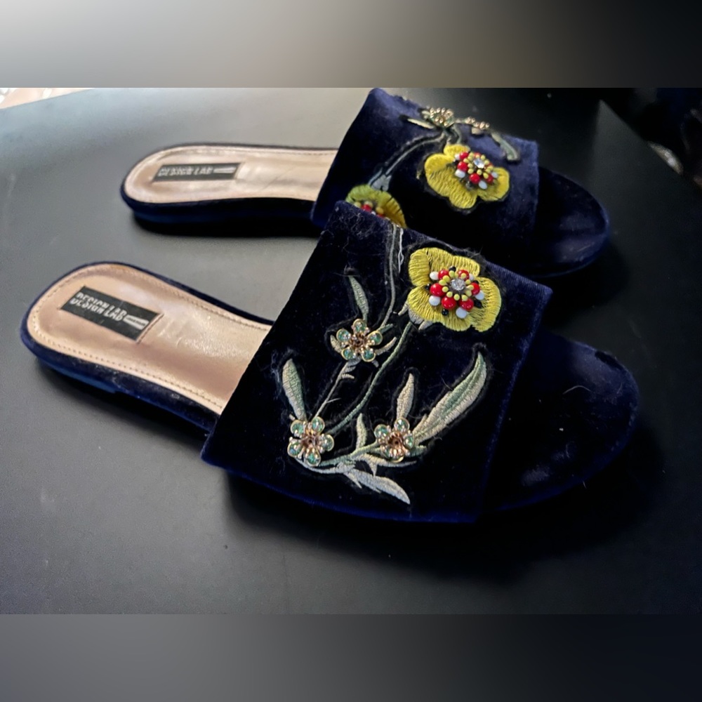 Design Lab Lord & Taylor Fleur Navy Velvet Mule 9M